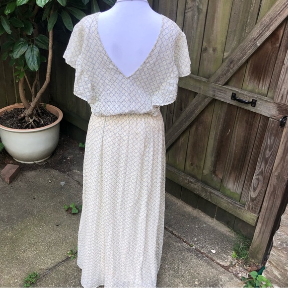 V Neck Maxi Cowgirl Freeflowing Floral Cotton Dress - Picture 6 of 13